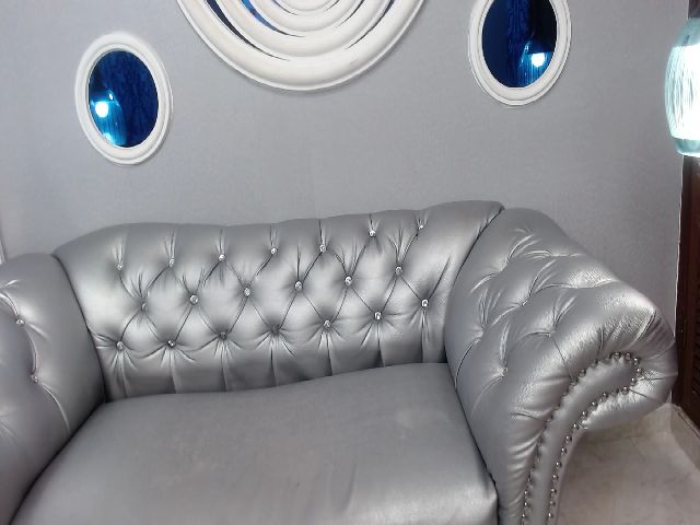 Live sex webcam photo for LILA_SSCOTT #271207622