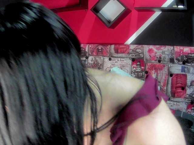 Live sex webcam photo for samanthafox-1 #271194069