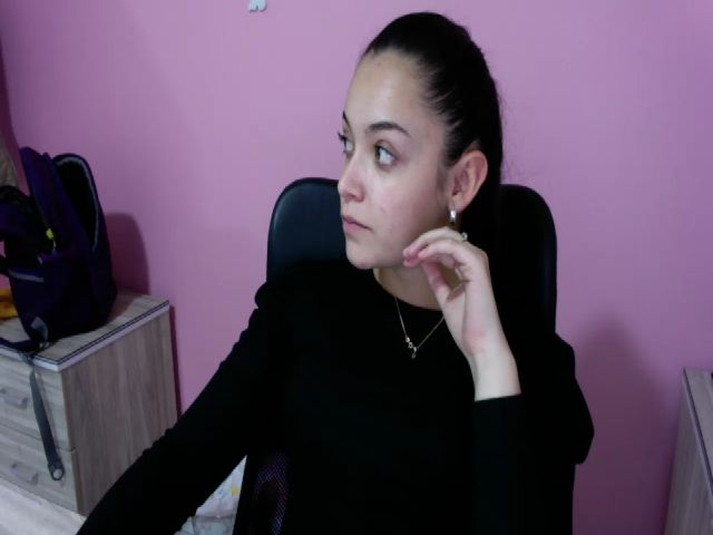 Live sex webcam photo for Angel98_ #271207698