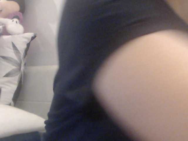 Live sex webcam photo for AnneAimee #271224163