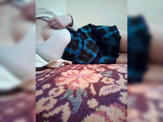 Live sex webcam photo for Alexaksandra #271223255