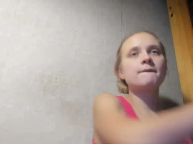 Live sex webcam photo for esterjohns #271210763