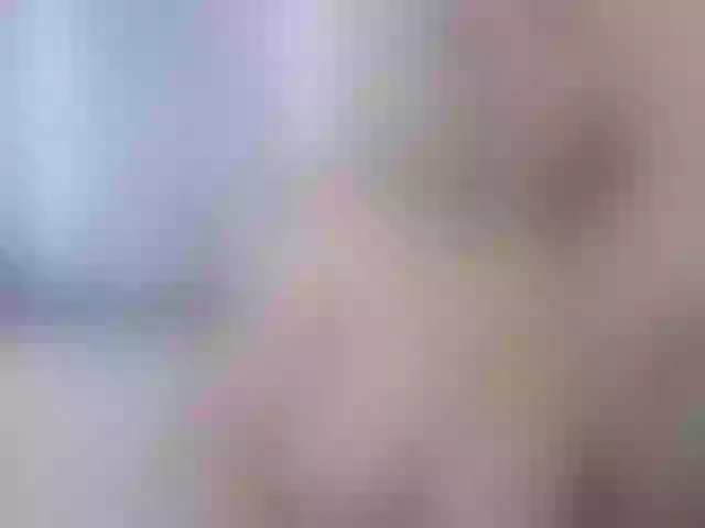 Live sex webcam photo for JennyMILFx #271219078