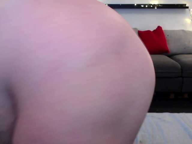 Live sex webcam photo for Dirtyluder #271219081