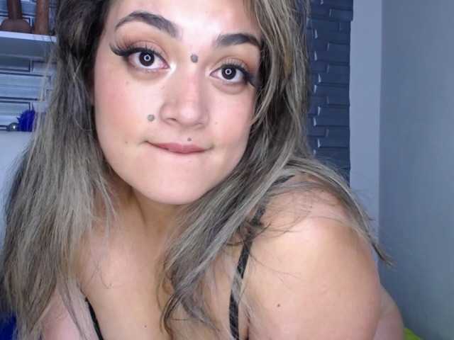 Live sex webcam photo for noonalatin #271216443