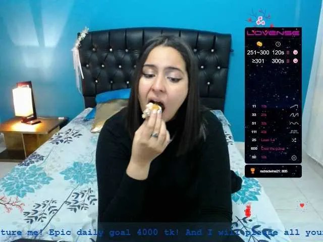 Live sex webcam photo for goddesstepha #271212318