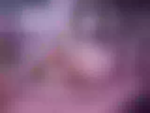 Live sex webcam photo for JuicyyAngel #271210489