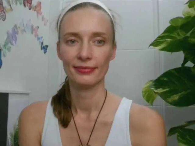 Live sex webcam photo for CelesteKissab #271223661