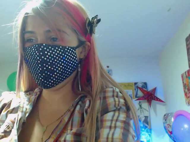 Live sex webcam photo for karlagrey #271211895