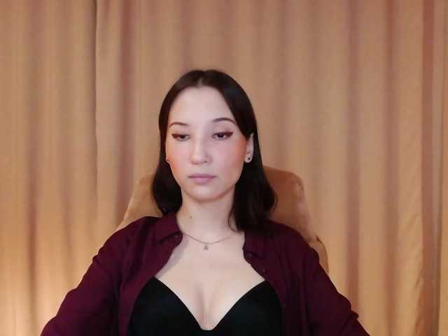 Live sex webcam photo for RenieCalm #271223052