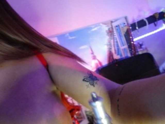 Live sex webcam photo for coraline07 #271216219