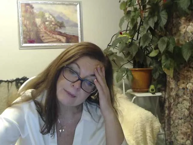 Live sex webcam photo for HelenBerg #271211054