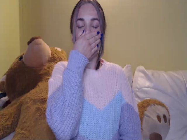 Live sex webcam photo for Joanne7 #271214547