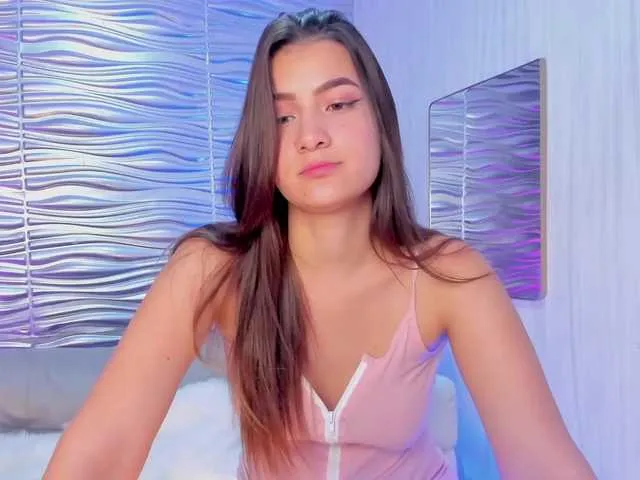 Live sex webcam photo for NinaCavalli #271211507