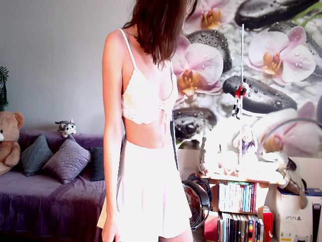 Live sex webcam photo for HoneyIAmHome #271214068