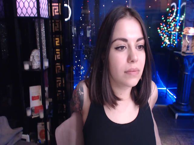 Live sex webcam photo for sunn_o #271218246