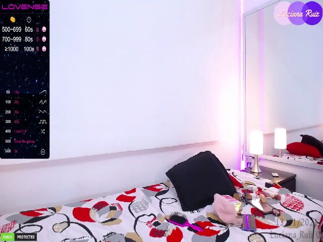 Live sex webcam photo for Luciana_ruiz_ #271218632