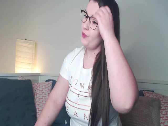 Live sex webcam photo for EveGoddes #271222331