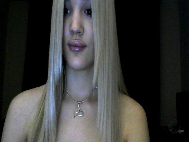 Live sex webcam photo for MyyDream #271224658