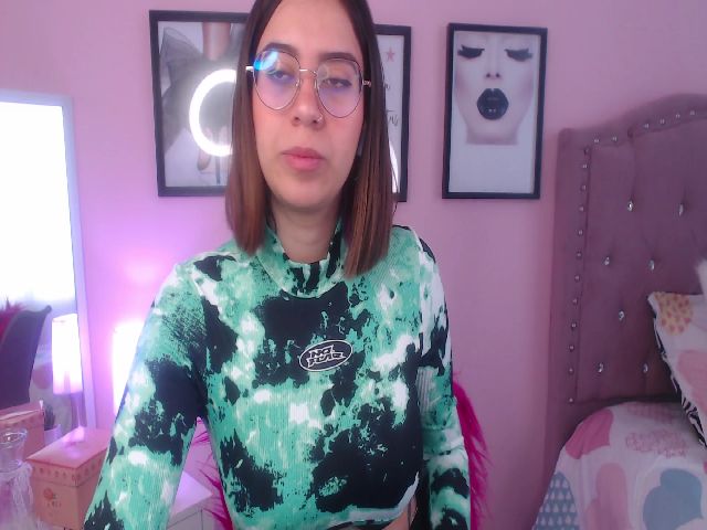 Live sex webcam photo for SamPuckett #271220082