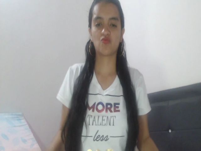 Live sex webcam photo for Ashley_hot91 #271213427