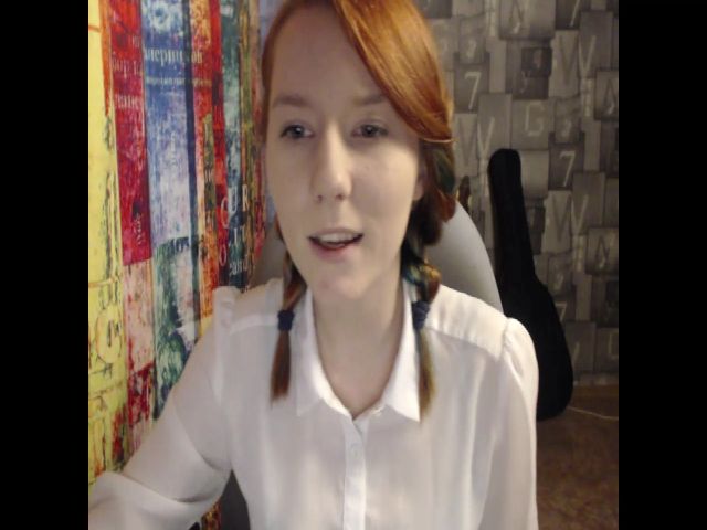 Live sex webcam photo for NikiFoks18 #271214415