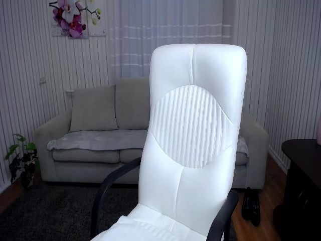 Live sex webcam photo for EllaFitz #271220550