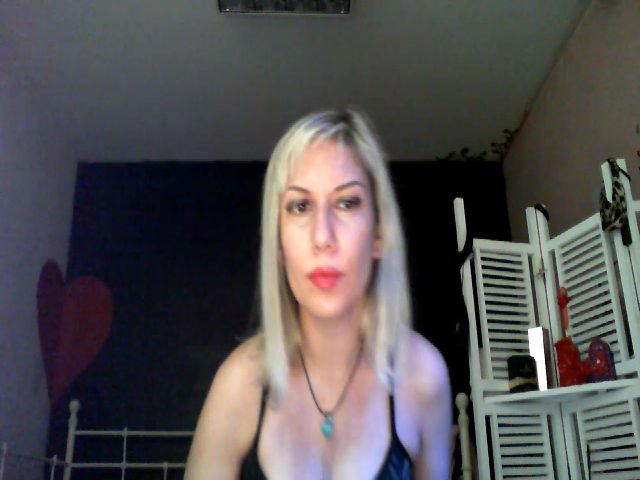 Live sex webcam photo for Marvel33 #271222223