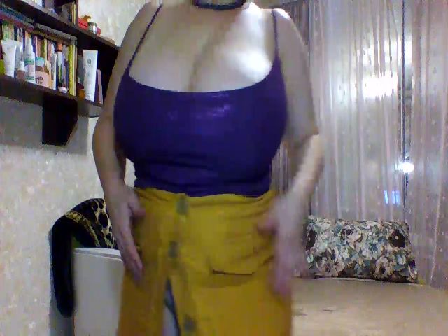 Live sex webcam photo for Huge_nipple8 #271224714