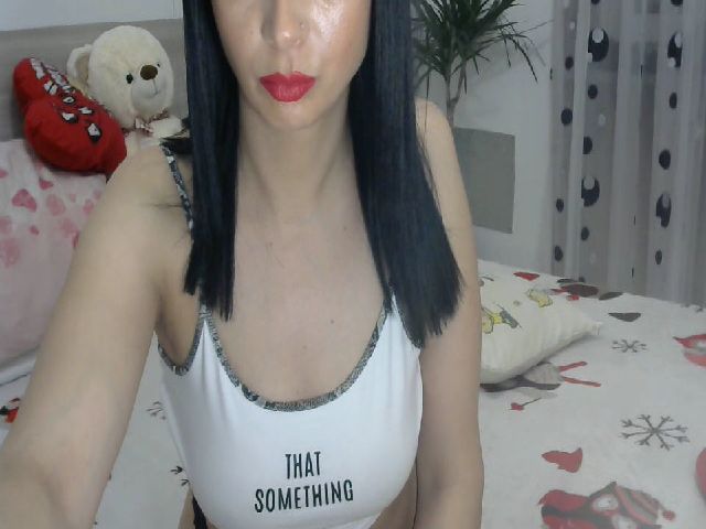 Live sex webcam photo for Giulia91 #271225601
