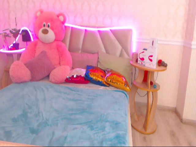 Live sex webcam photo for LorinFields #271220704