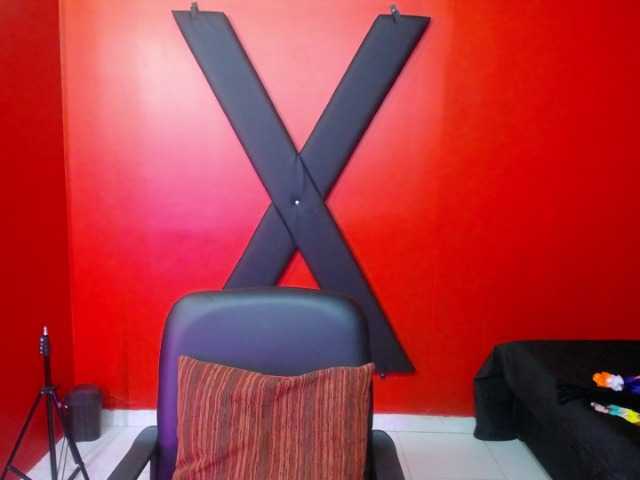 Live sex webcam photo for Samantta-Jone #271216325