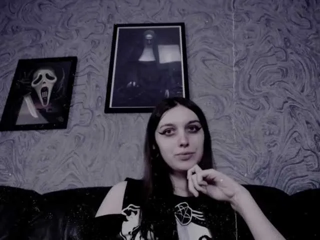 Live sex webcam photo for EllaDark #271219586