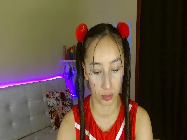 Live sex webcam photo for Tiny_Cora #271221902