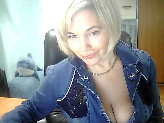 Live sex webcam photo for Vivid_Glance #271222128