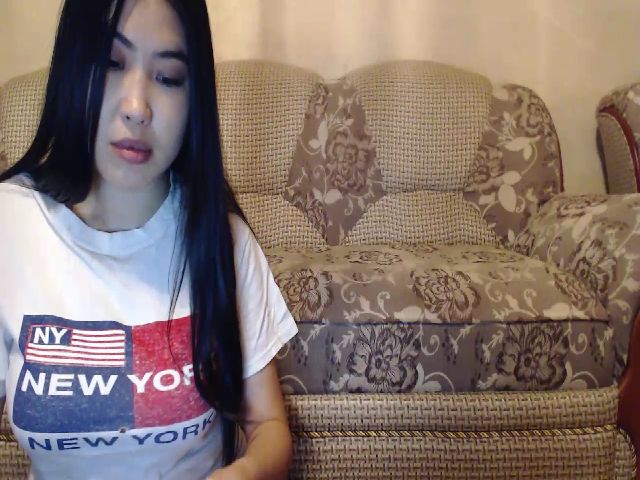 Live sex webcam photo for Leya_Min #271225303