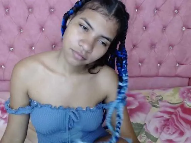 Live sex webcam photo for rose-rouse #271219180