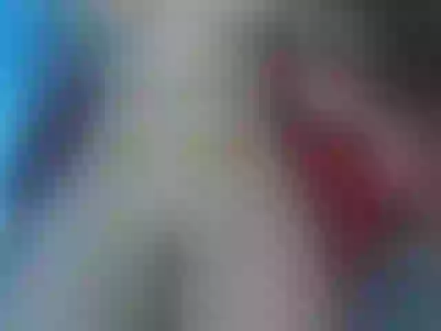 Live sex webcam photo for KayaLuan #271218989