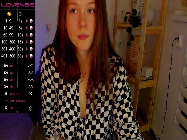 Live sex webcam photo for Sh0wroom #271218397