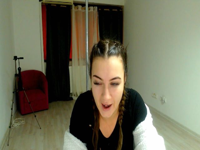 Live sex webcam photo for Lara18rey #271216862