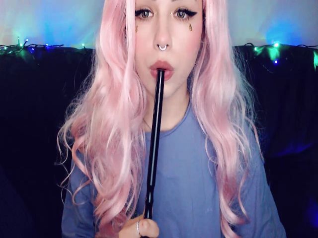 Live sex webcam photo for YUMMY_TIFFANI #271221011