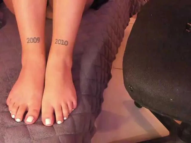 Live sex webcam photo for aqua-jade #271210892
