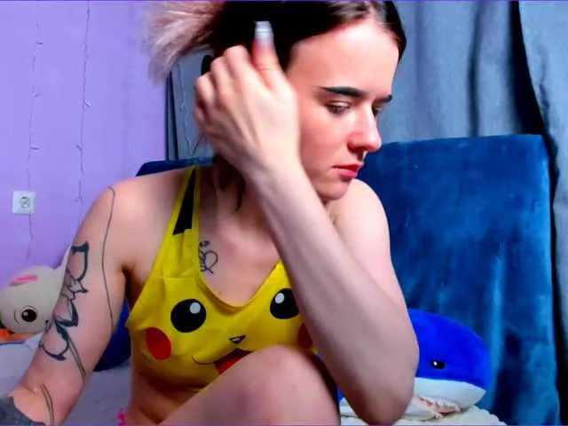 Live sex webcam photo for angel-flower #271210899