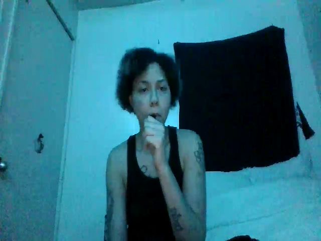 Live sex webcam photo for TattedBeauty0 #271214606