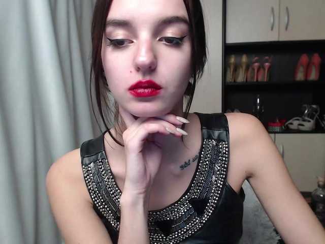 Live sex webcam photo for -LadyLUCK- #271227412