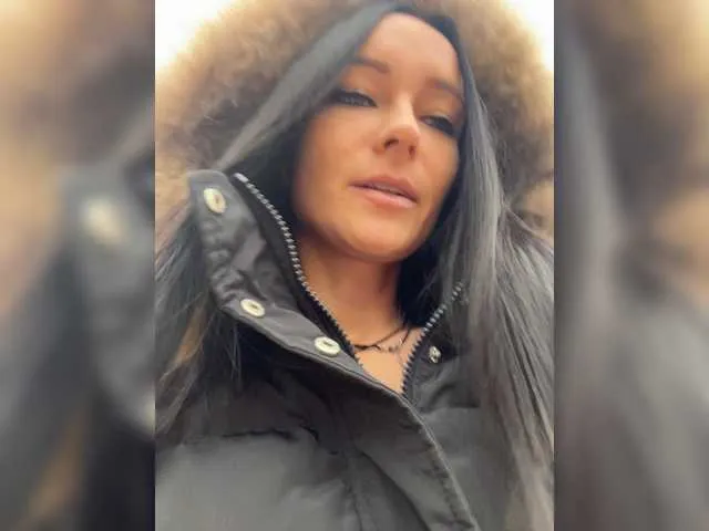 Live sex webcam photo for Kisa-Gav #271233932