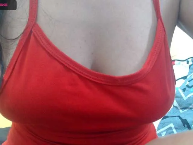 Live sex webcam photo for CrazzyJenna #271232091