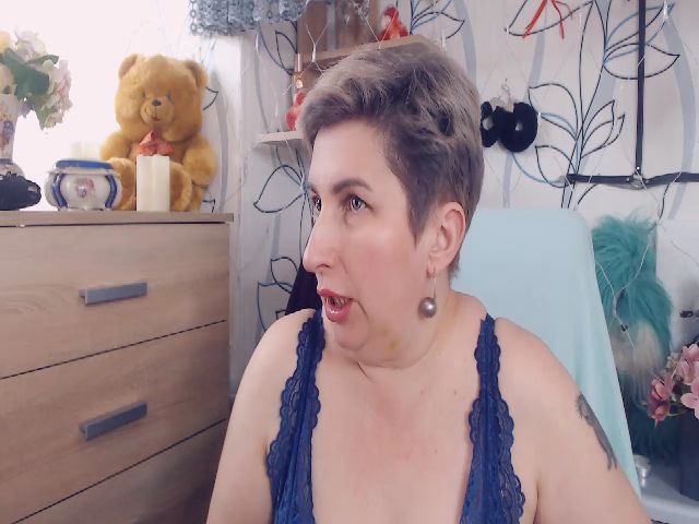 Live sex webcam photo for DepravedMadam #271235207