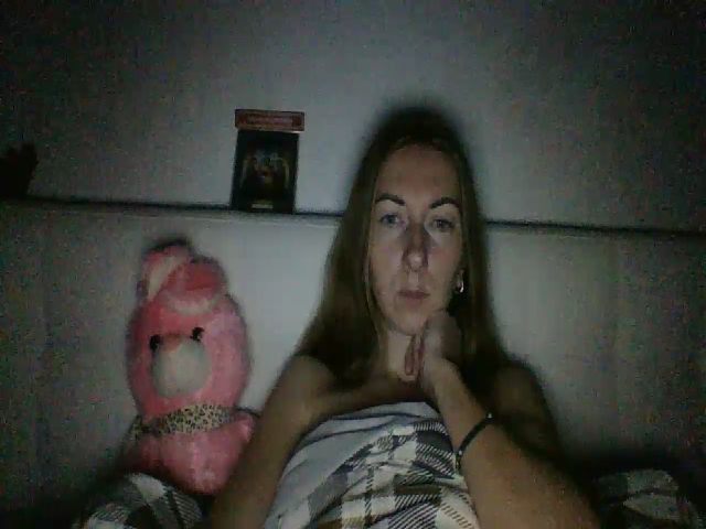 Live sex webcam photo for CheelyWilly #271239747