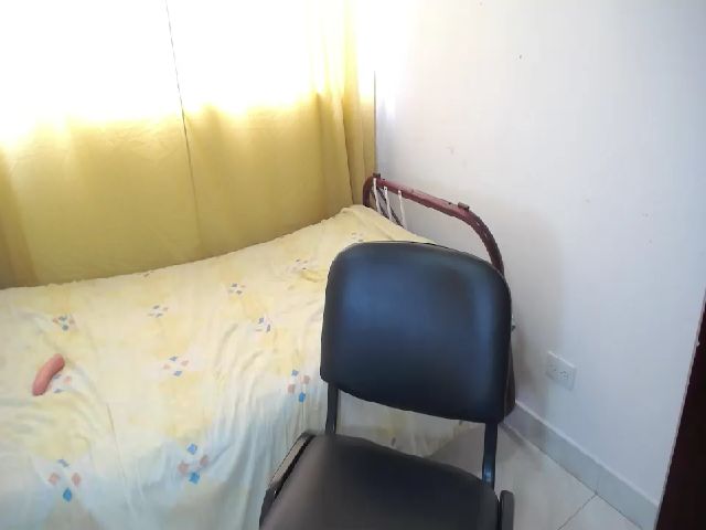 Live sex webcam photo for Titshuge_big #271236415